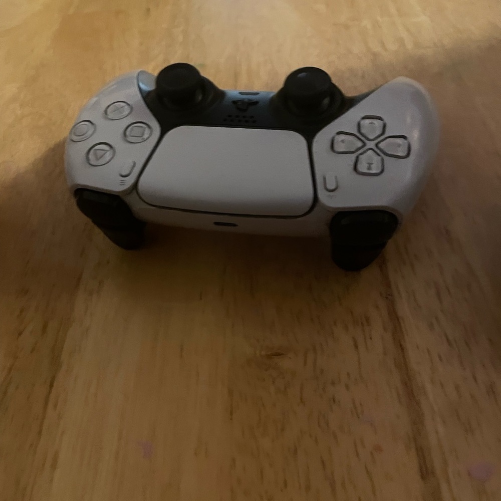 PS5 controller - Picture 6 of 6